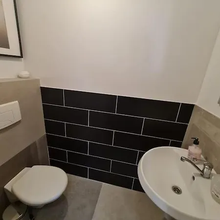 Appartement Fantastic Waw - Nw9 4 *